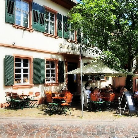 Historischer Adelshof am Marktplatz, Atelier 70 m² Weinheim Exterior foto